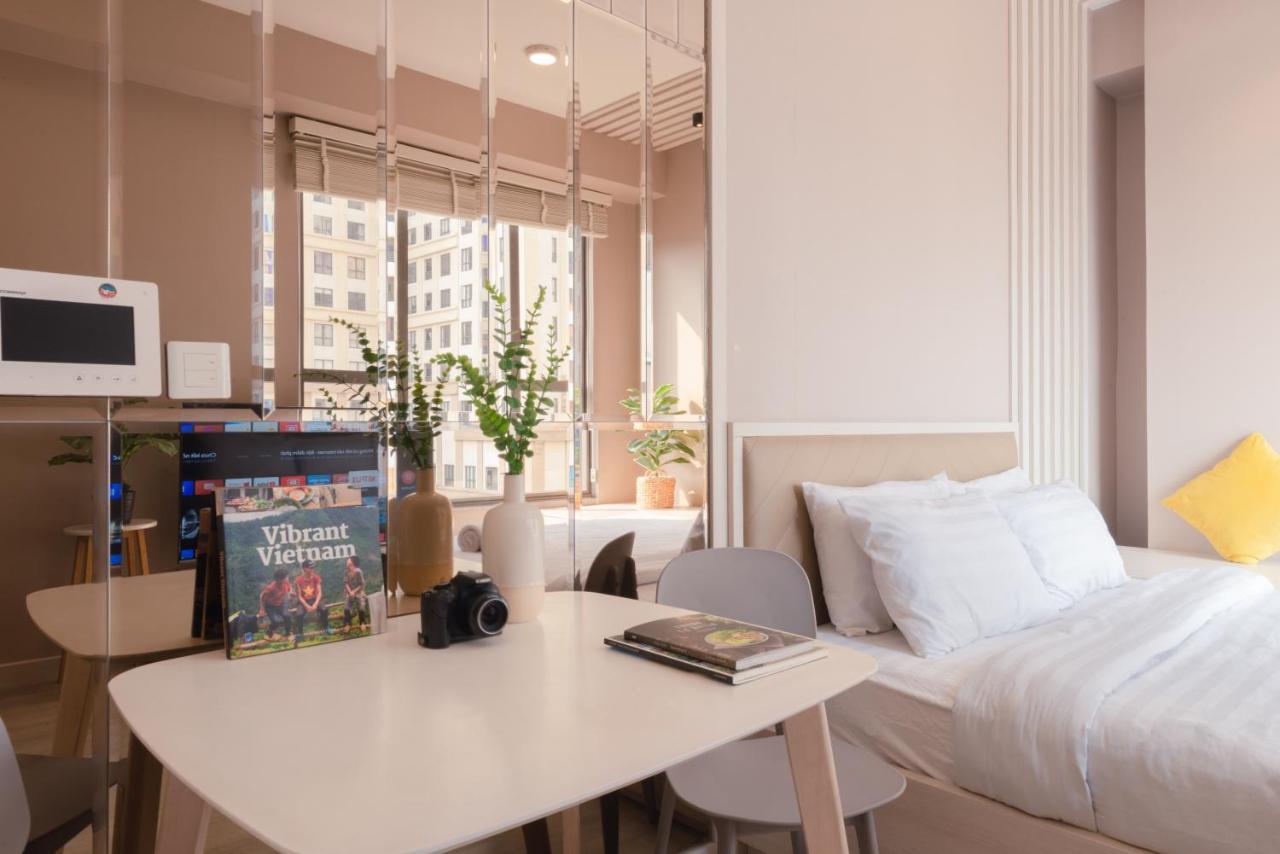 S Lux Apartment Хошимін Екстер'єр фото