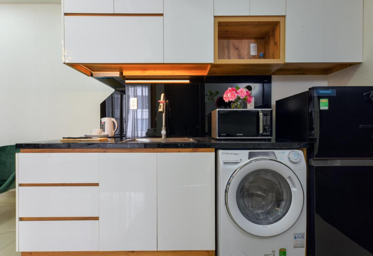 S Lux Apartment Хошимін Екстер'єр фото