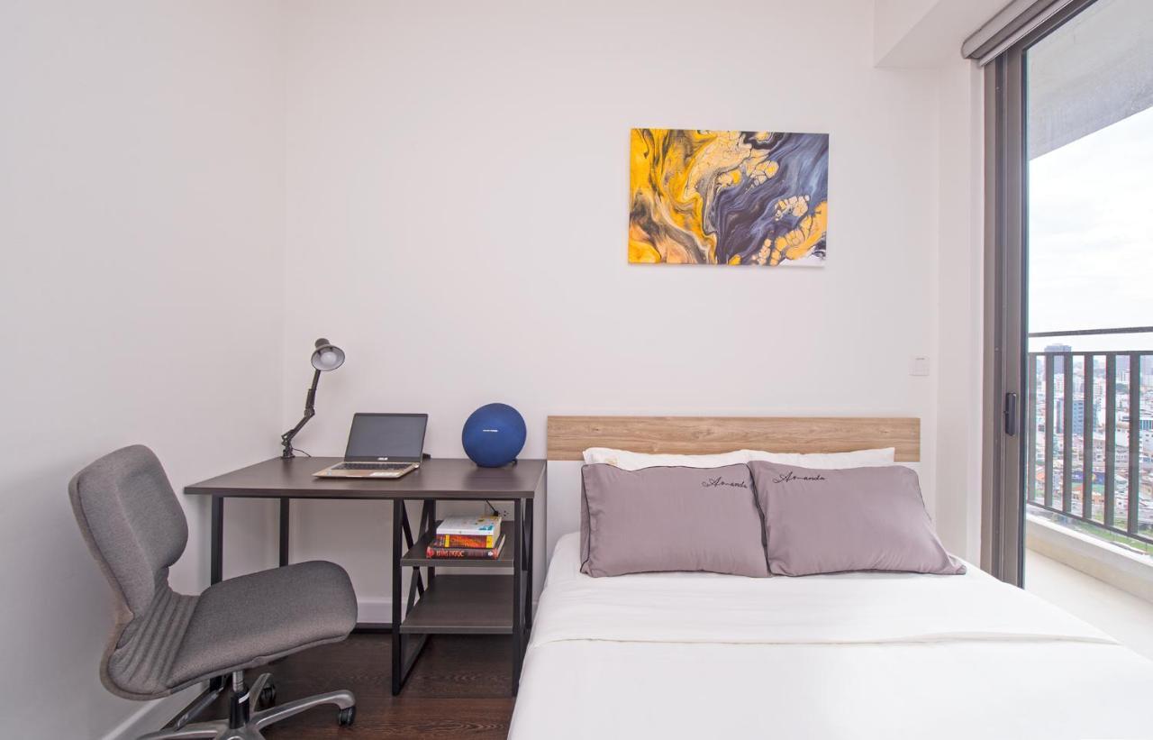 S Lux Apartment Хошимін Екстер'єр фото