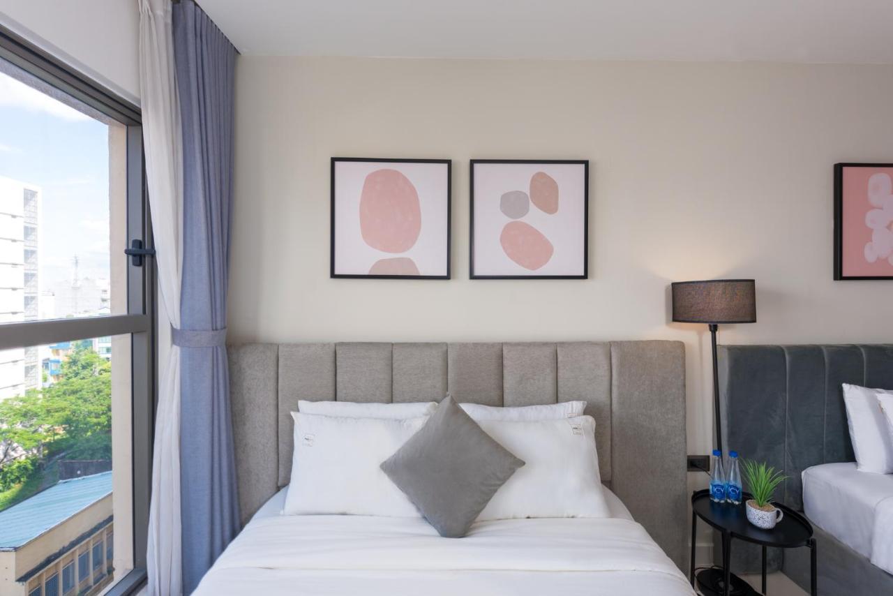 S Lux Apartment Хошимін Екстер'єр фото