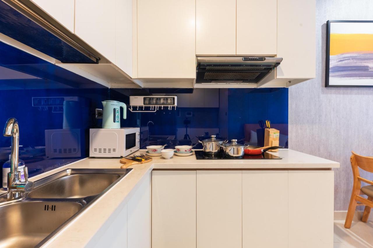 S Lux Apartment Хошимін Екстер'єр фото