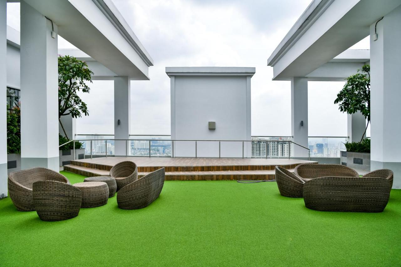 S Lux Apartment Хошимін Екстер'єр фото
